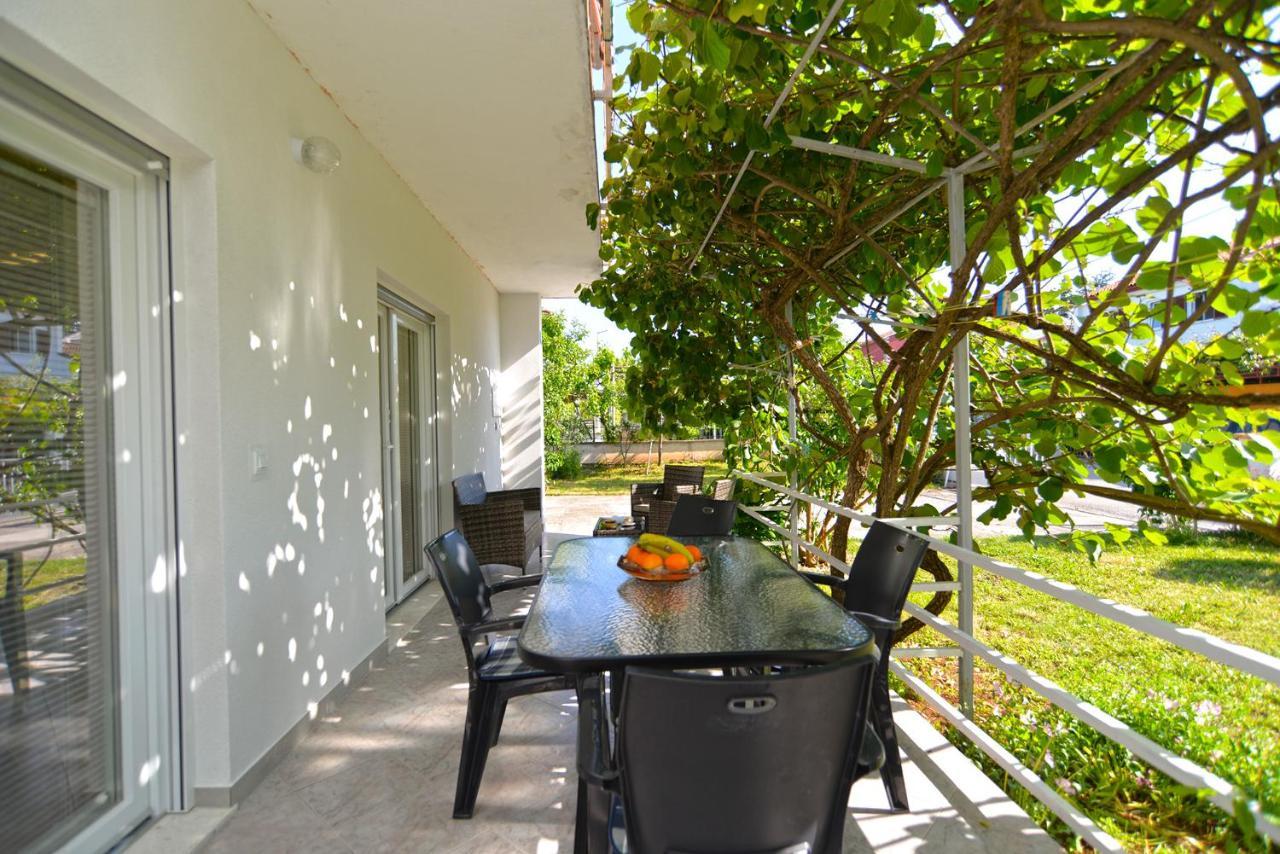 Apartments Mala Vala 925 - Adapted Fazana Exterior photo
